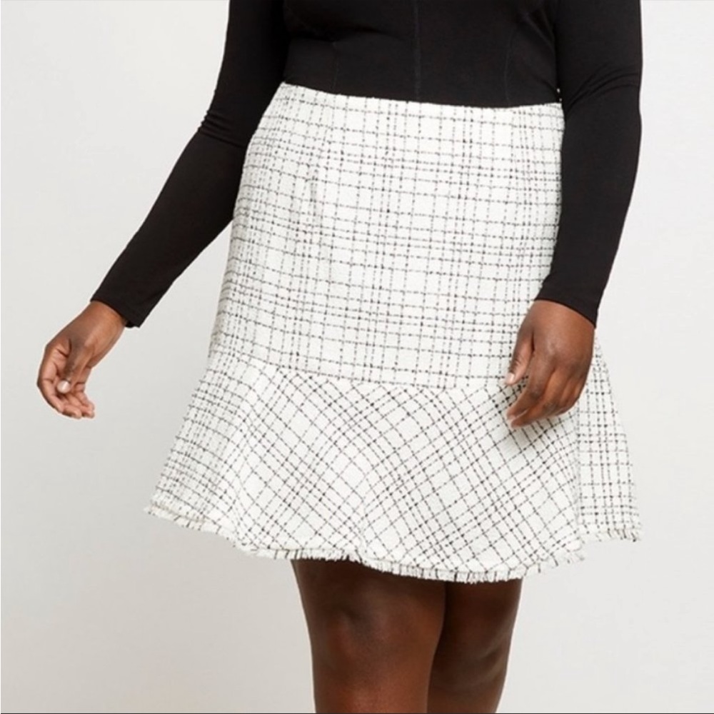 NWOT Eloquii Tweed Flutter Mini Skirt